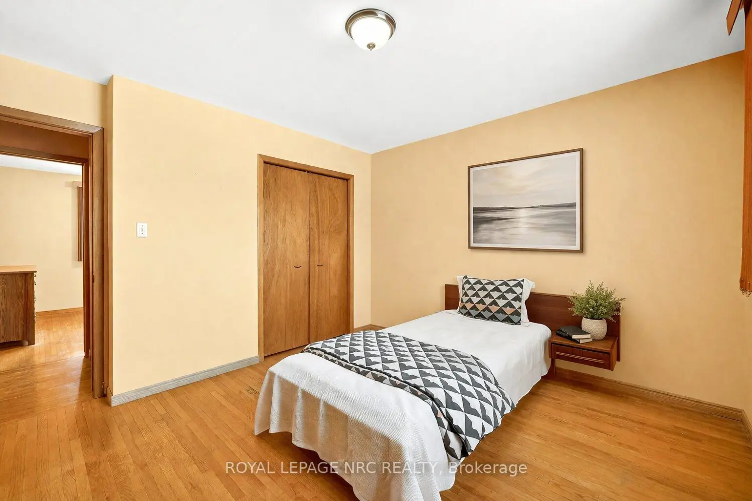 Additional image 10 of 11 Pinard Street