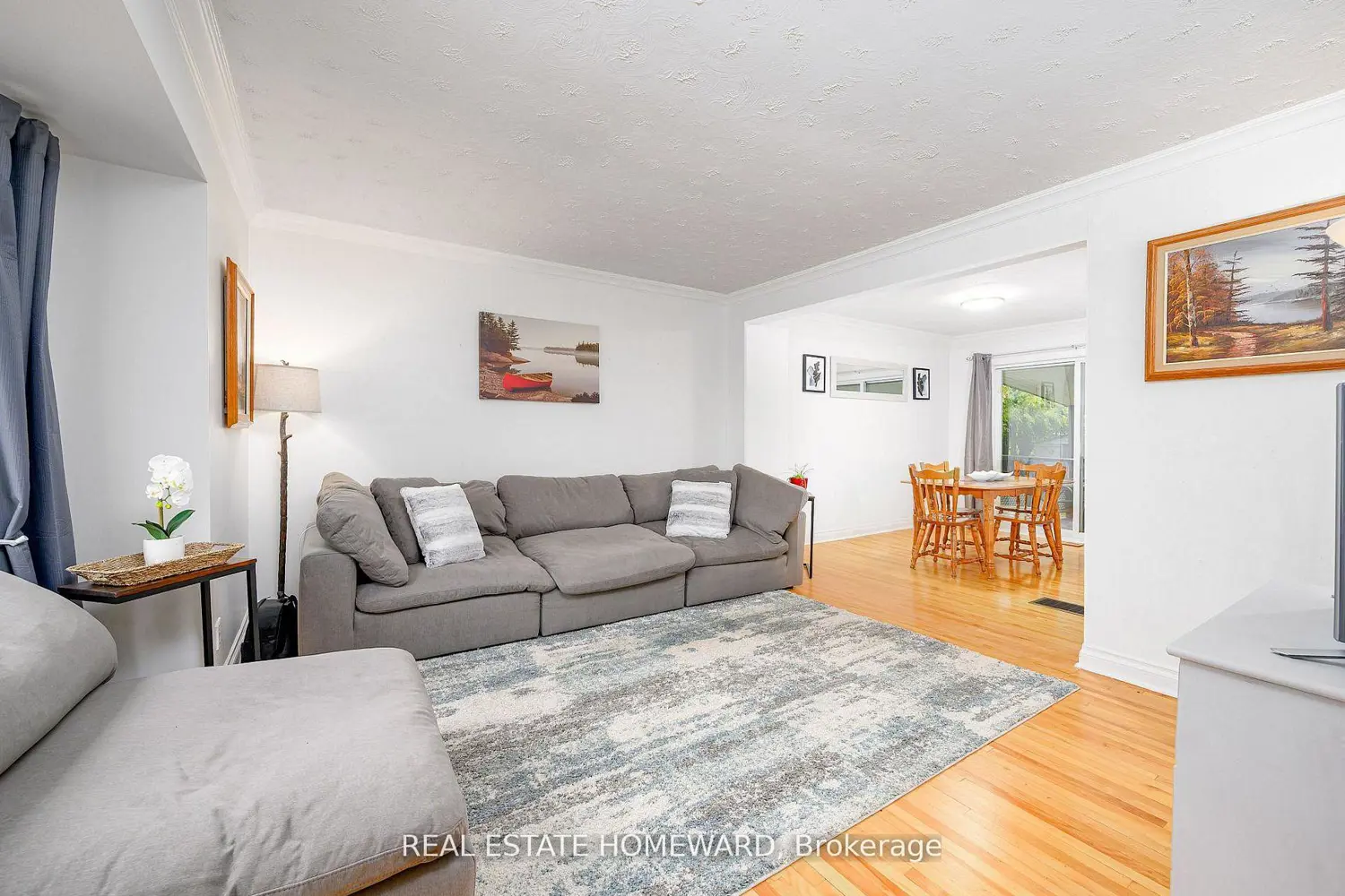 521 O'connell Road photo 2