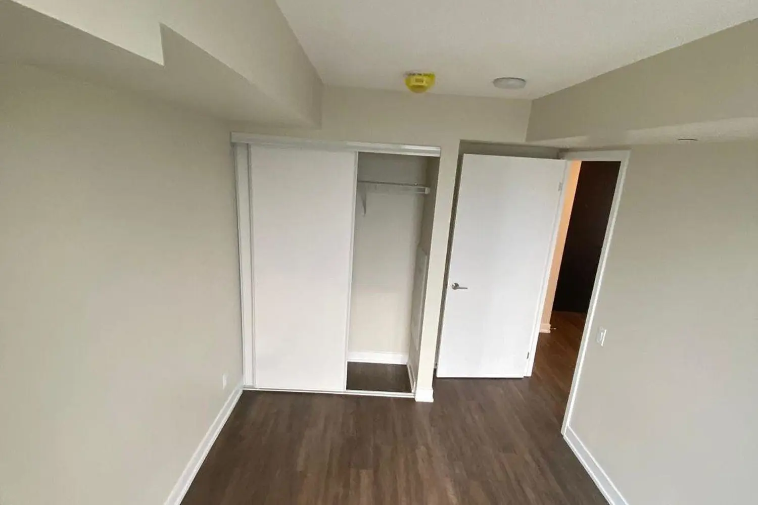 Additional image 11 of 38 Monte Kwinter Court 515