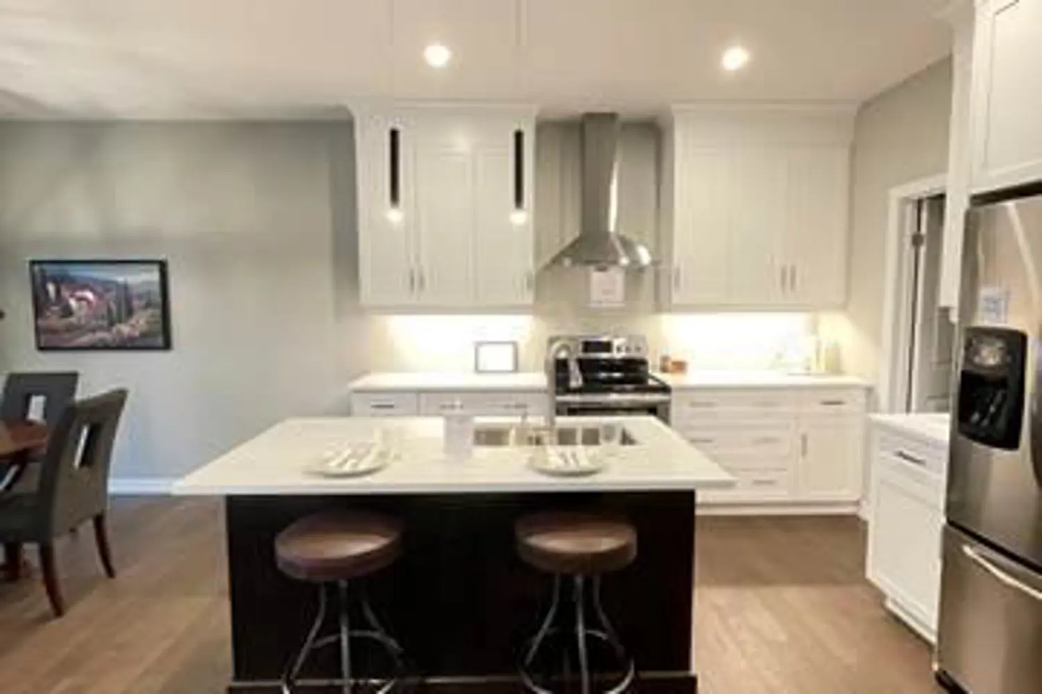 46 Matheson Crescent photo 3