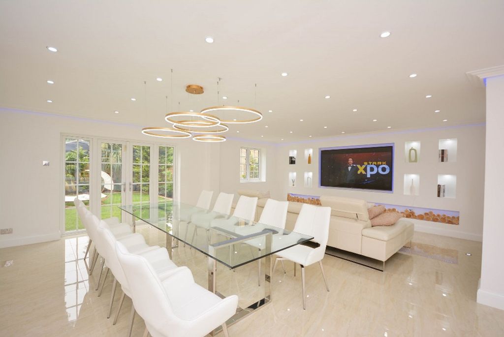Additional image 9 of 4 bed detached house for saleAyloffs Walk, Emerson Park RM11