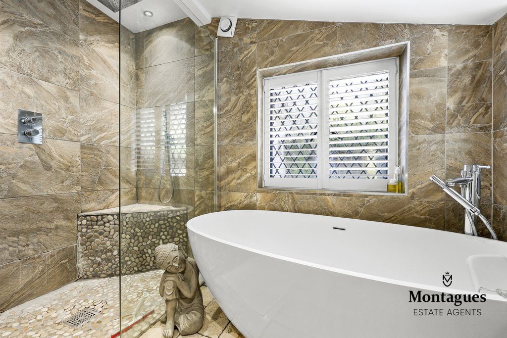 Additional image 15 of 3 bed detached house for saleParndon Wood Road, Harlow CM19