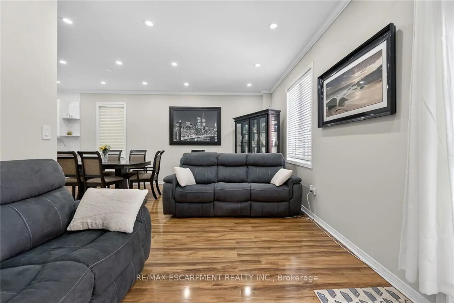 33 Panorama Way