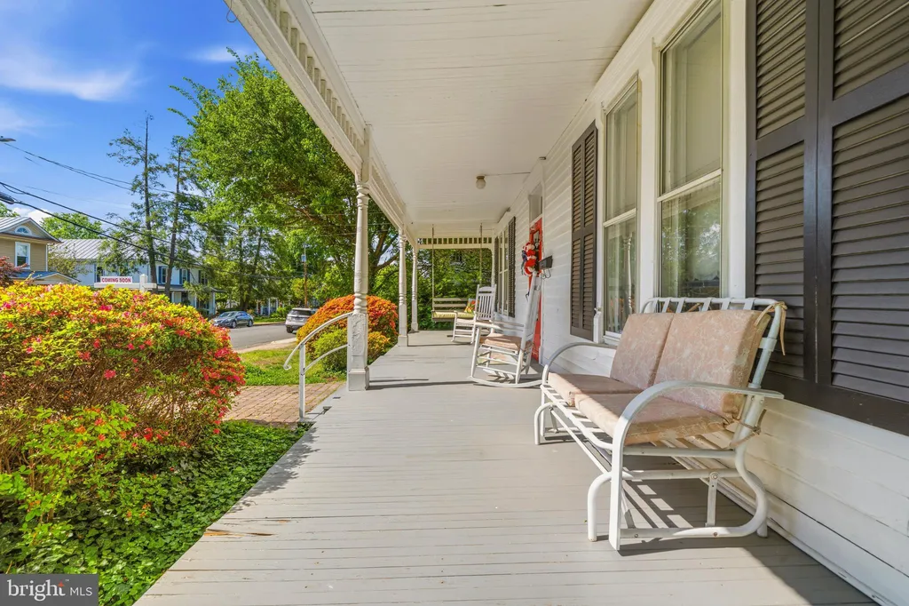 9309 West Street, Manassas, VA 20110