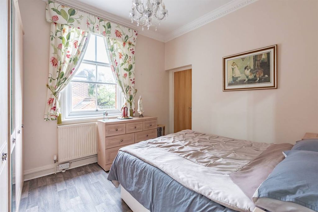 Additional image 7 of 2 bed flat for saleStation Road, Herne Bay CT6