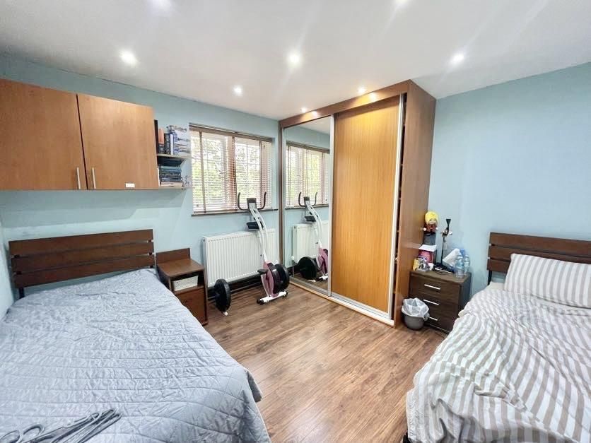 Additional image 14 of 5 bed detached house for saleMinterne Waye, Hayes UB4
