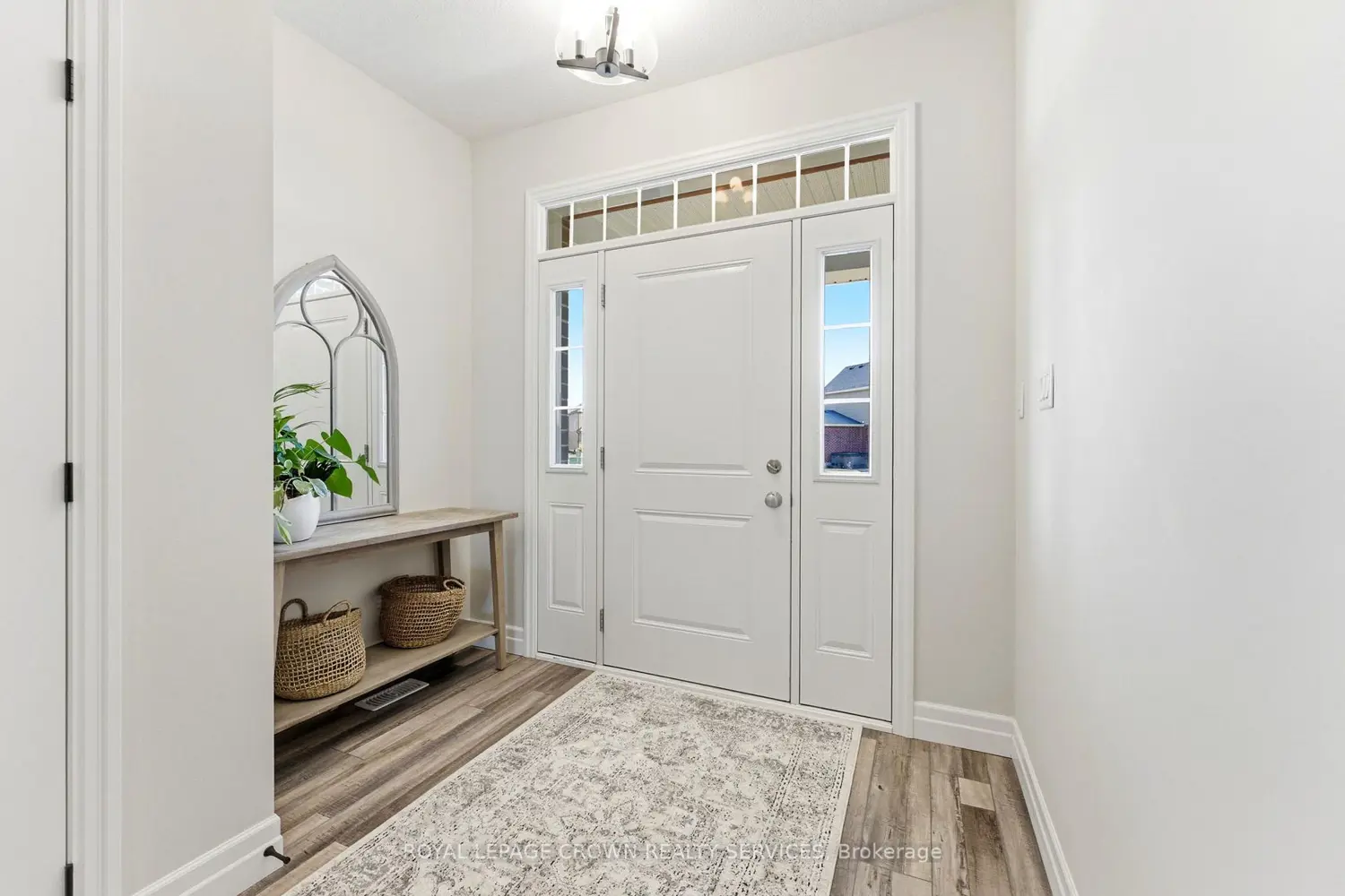 163 Holley Avenue photo 4