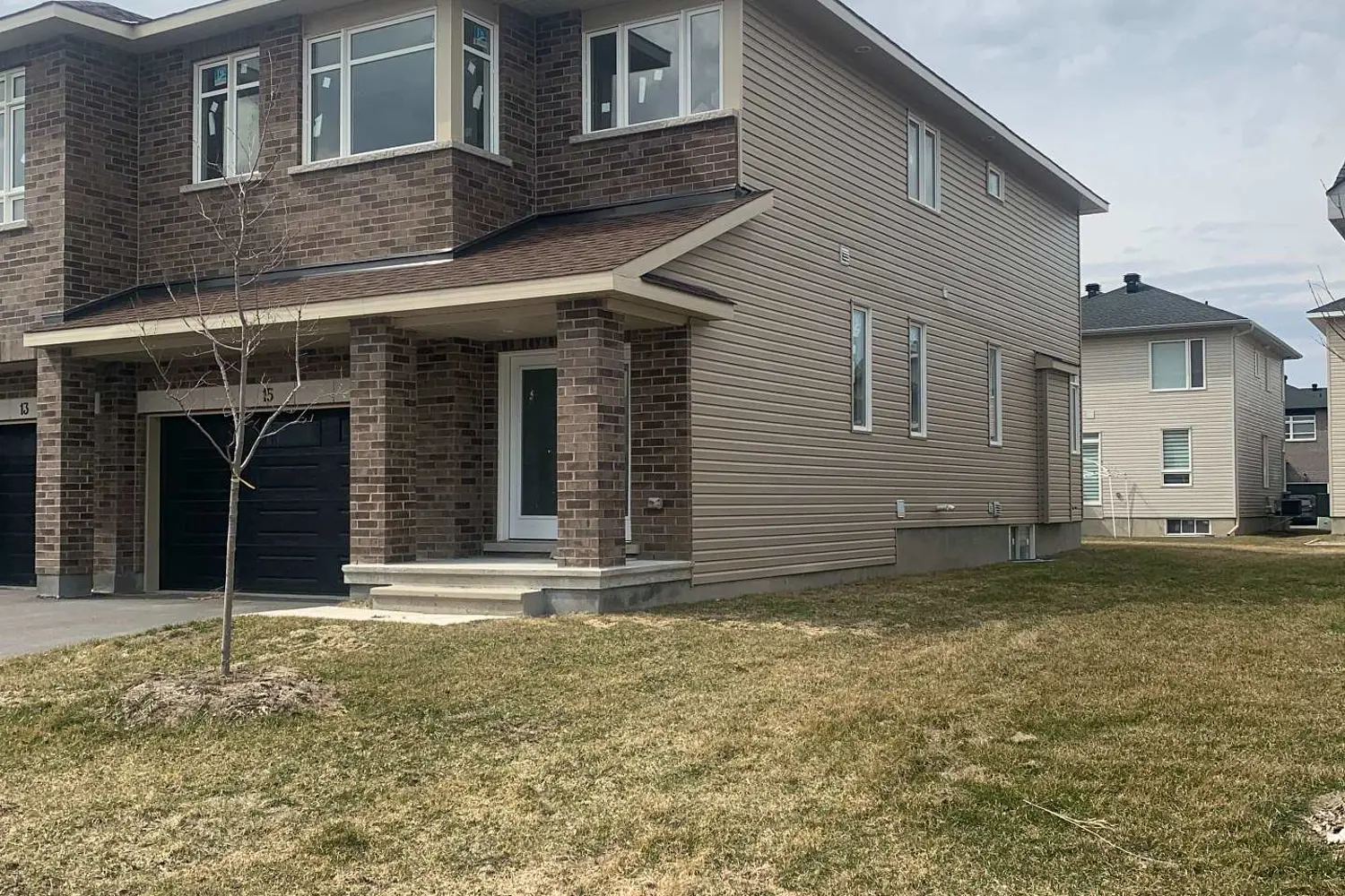 15 Wylie Way photo 2