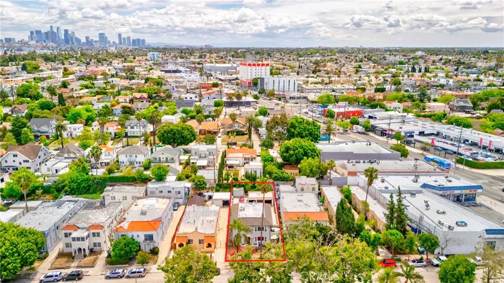 1276 S Plymouth Blvd, Los Angeles, CA 90019
