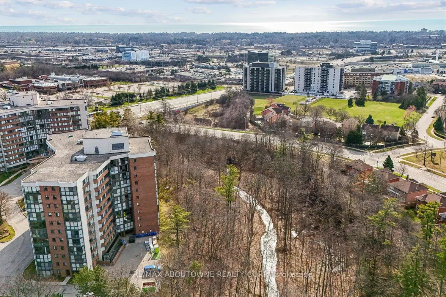 Additional image 18 of 1240 Marlborough Court 605