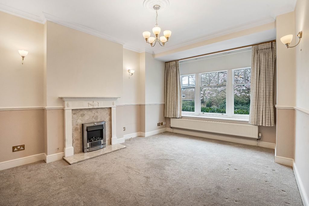 Additional image 2 of 2 bed flat for saleMilton Road, Harpenden AL5