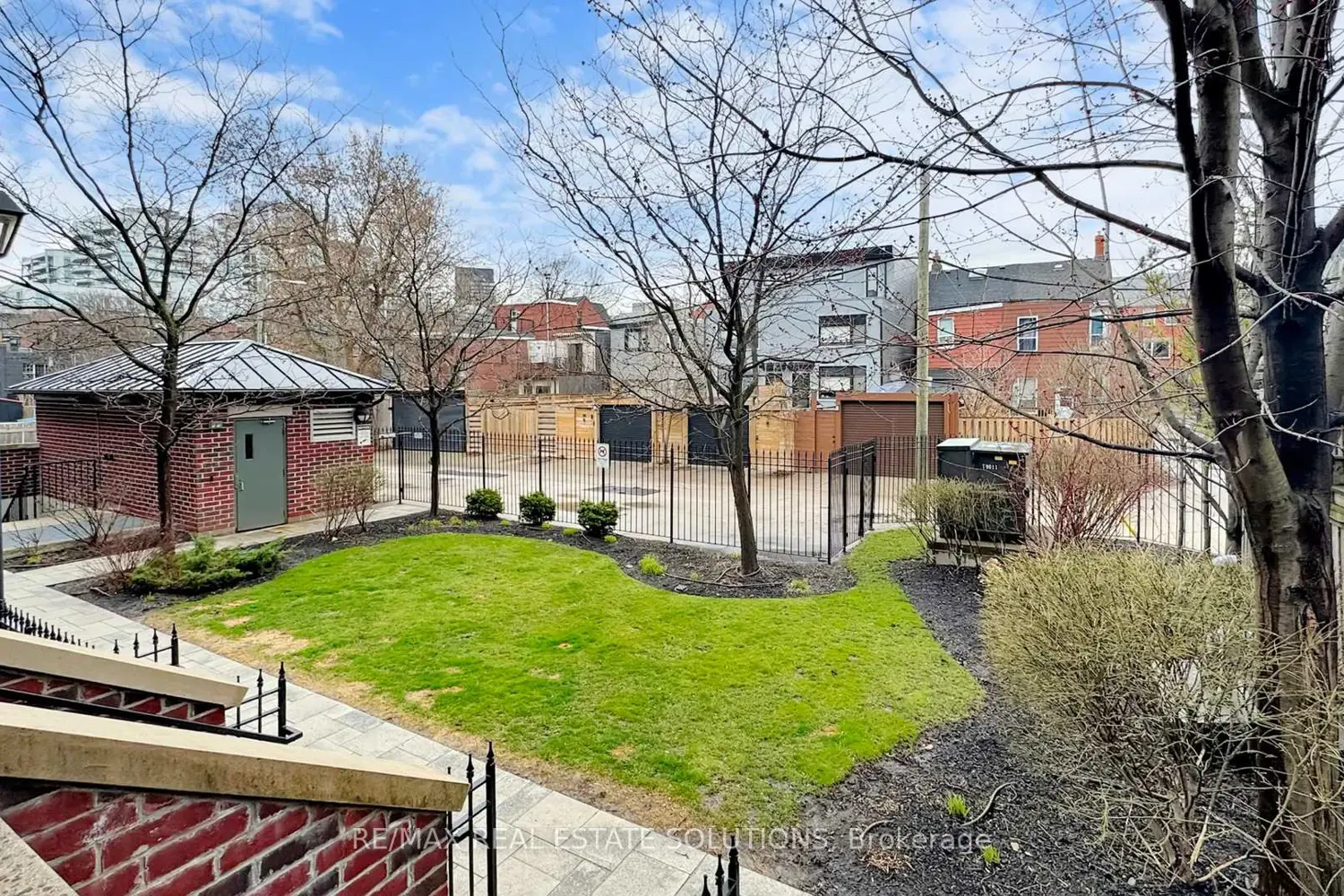Additional image 13 of 140 Broadview Avenue 59