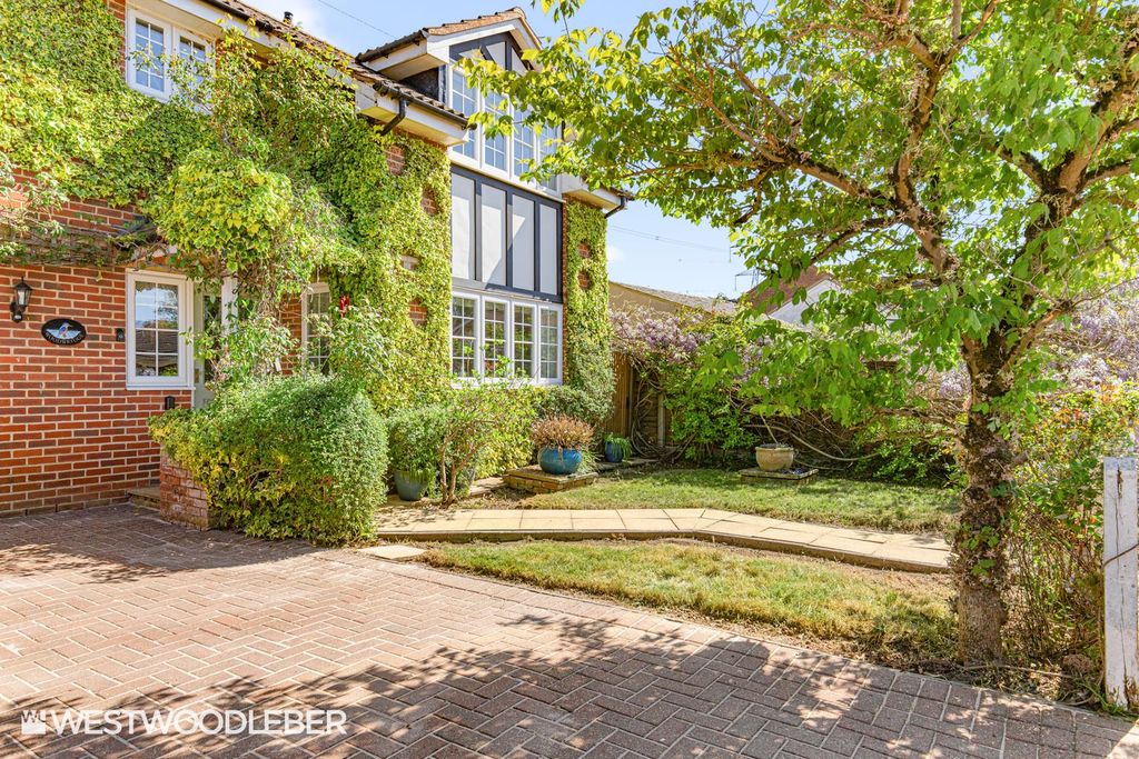 Additional image 37 of 4 bed detached house for saleEldon Road, Hoddesdon EN11