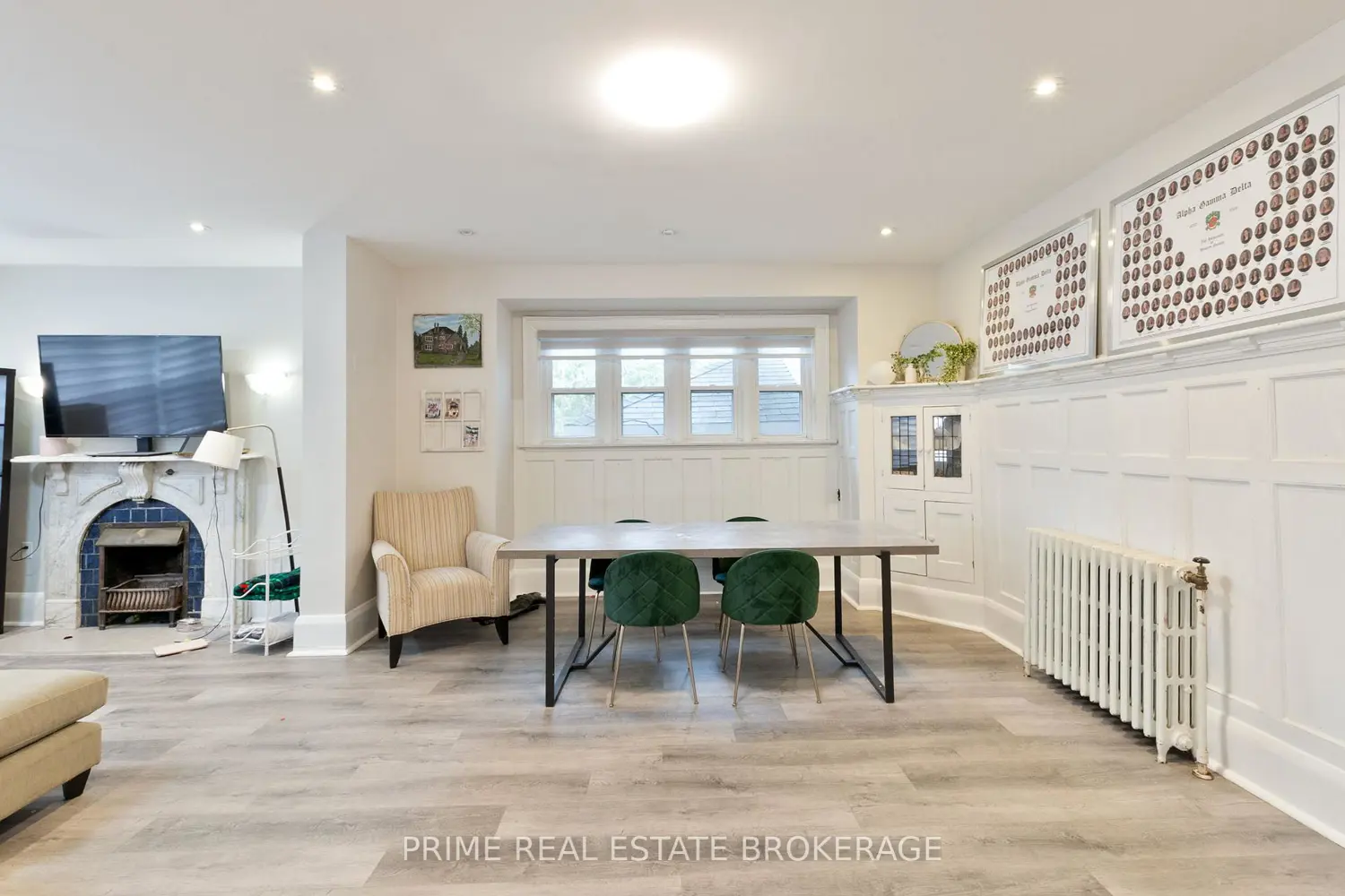 290 Huron Street photo 5