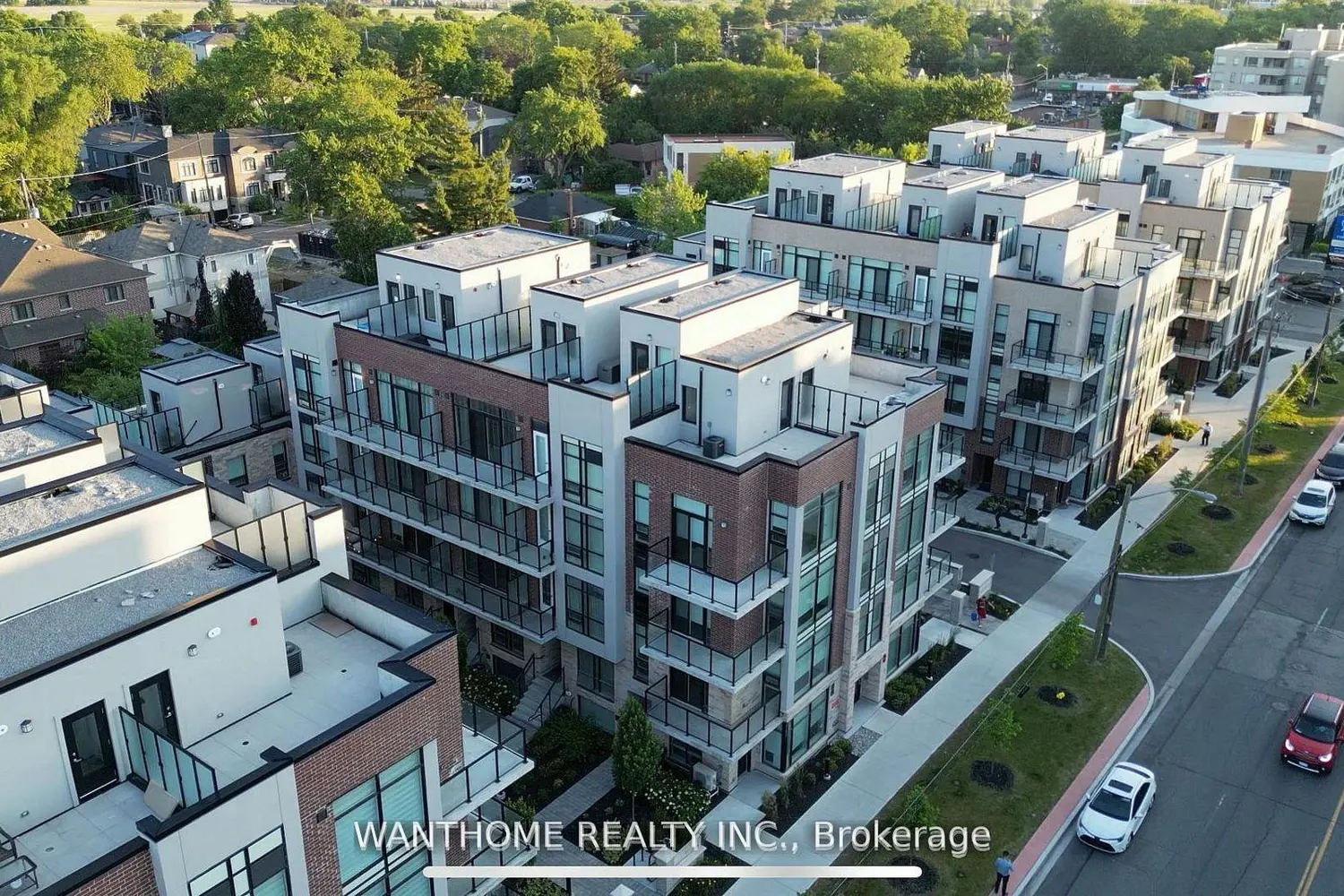 861 Sheppard Avenue 15