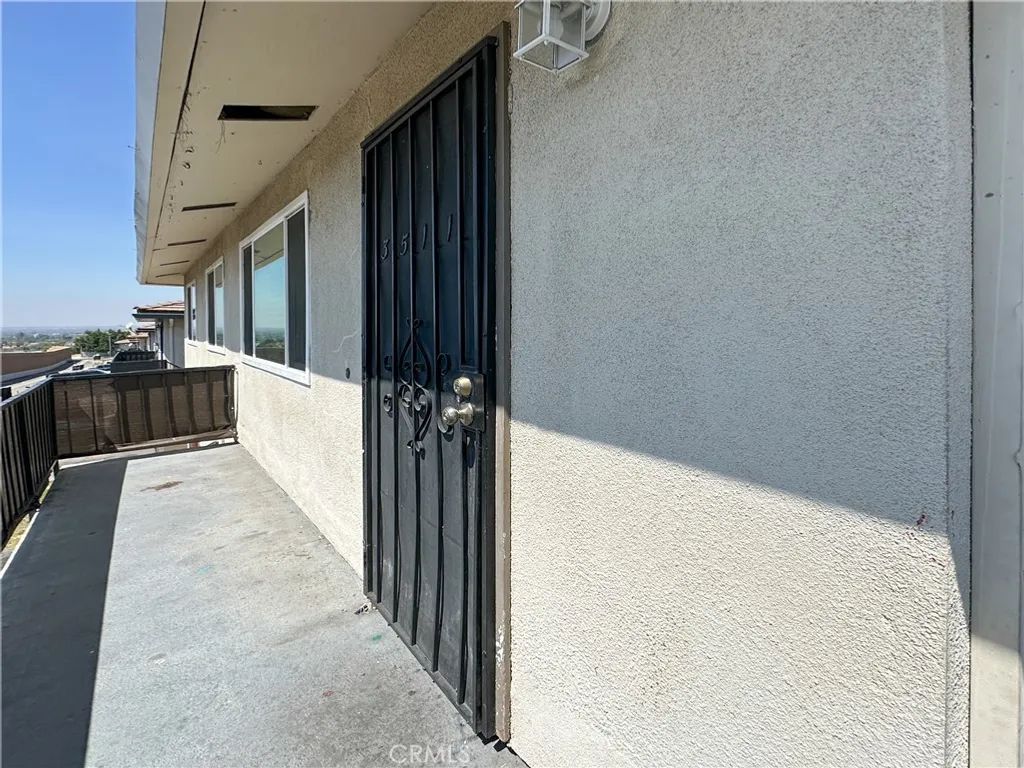 3511 Rainbow Ln, Highland, CA 92346 photo 2