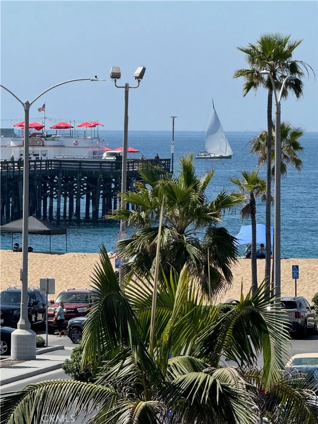 600 E Oceanfront Unit 3 B, Newport Beach, CA 92661