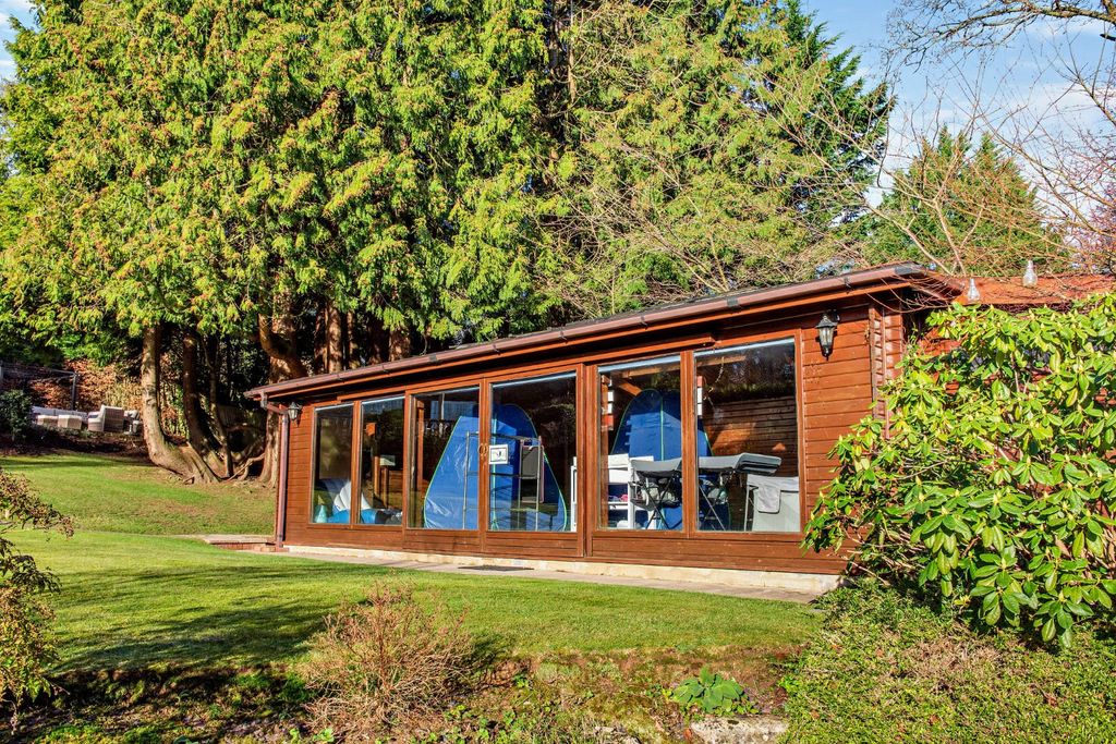 Additional image 21 of 5 bed detached house for saleFarnham Lane, Haslemere, Surrey GU27