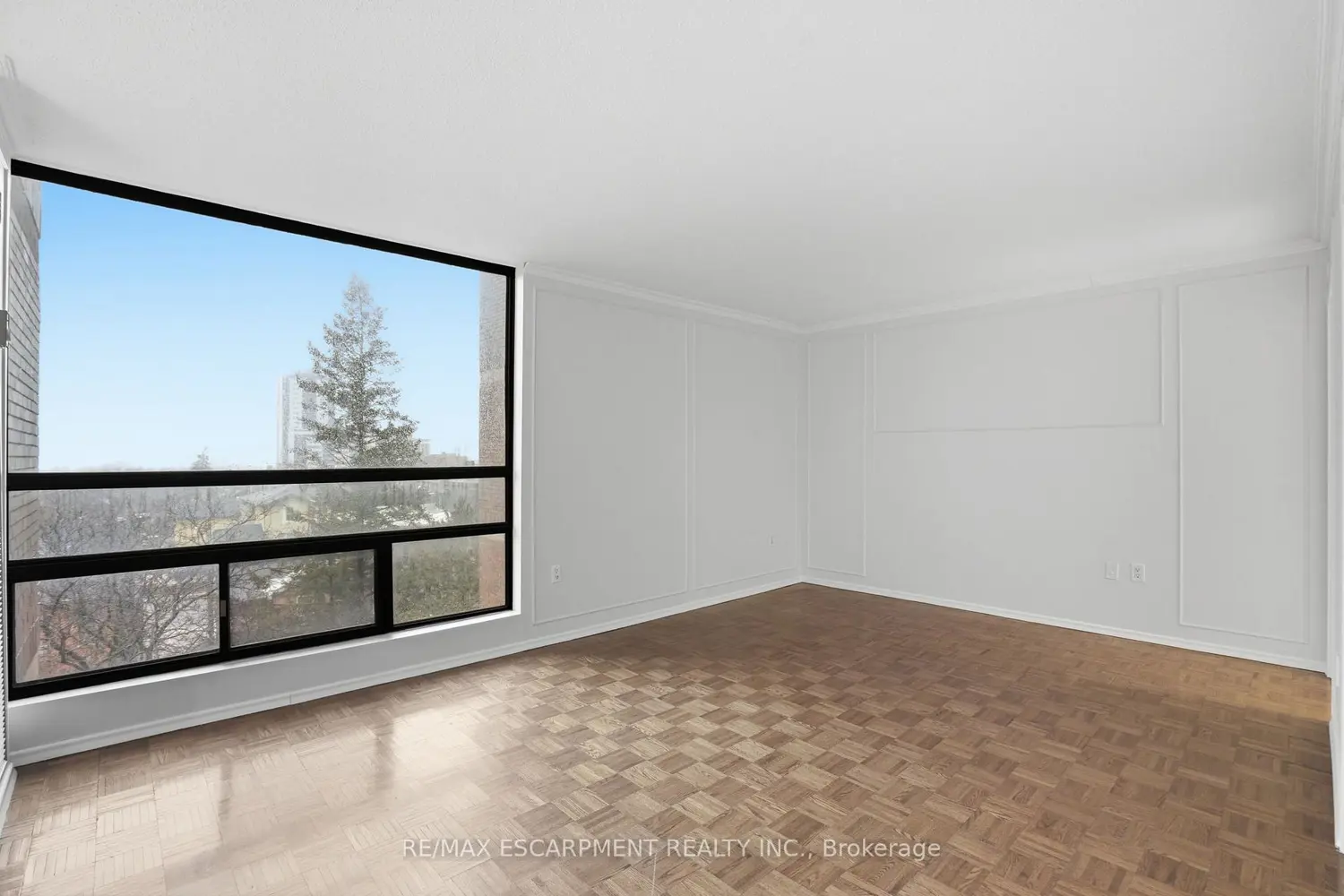 222 Jackson Street 606 photo 5