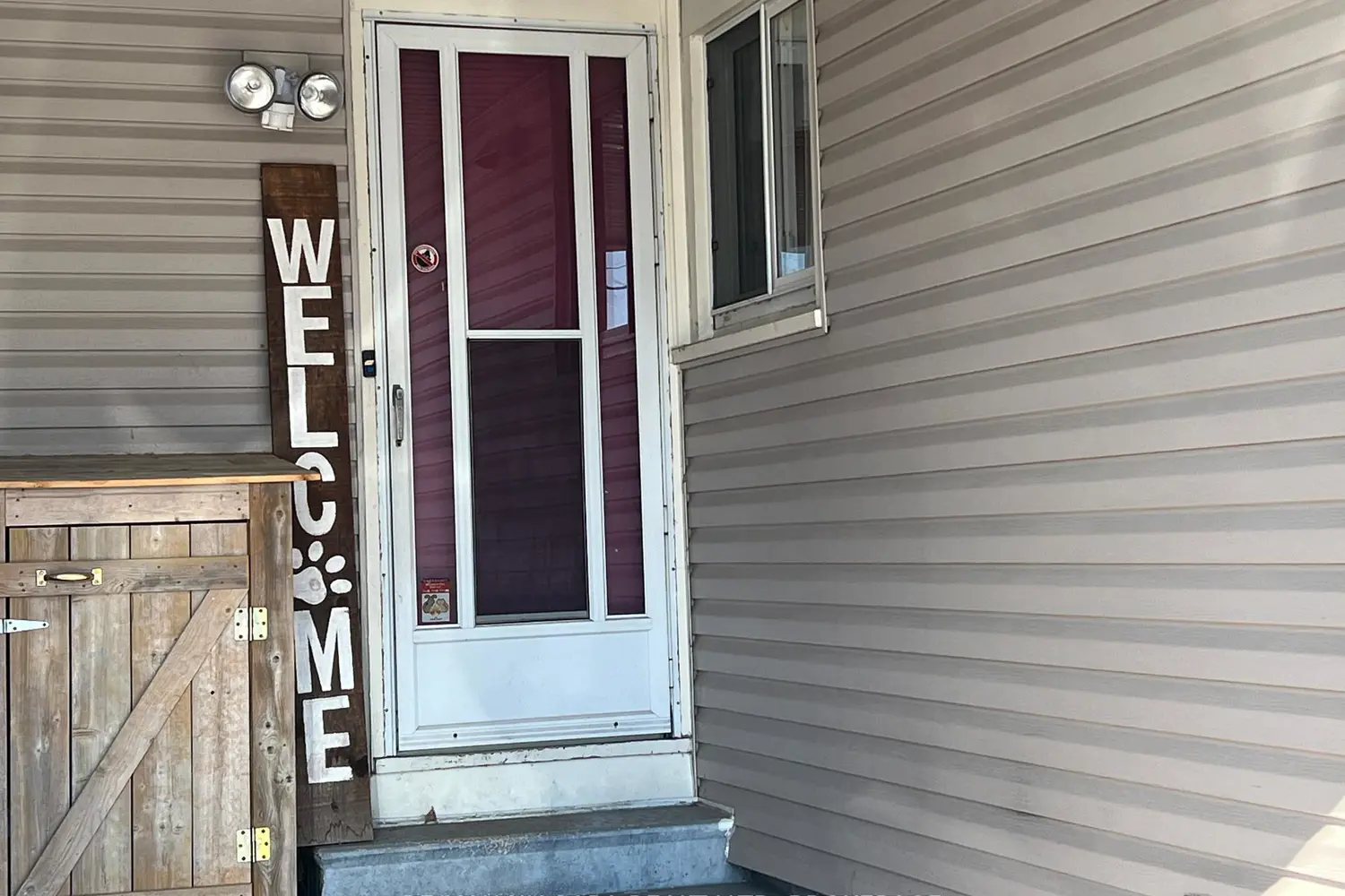 Additional image 2 of 4577 Drummond Road