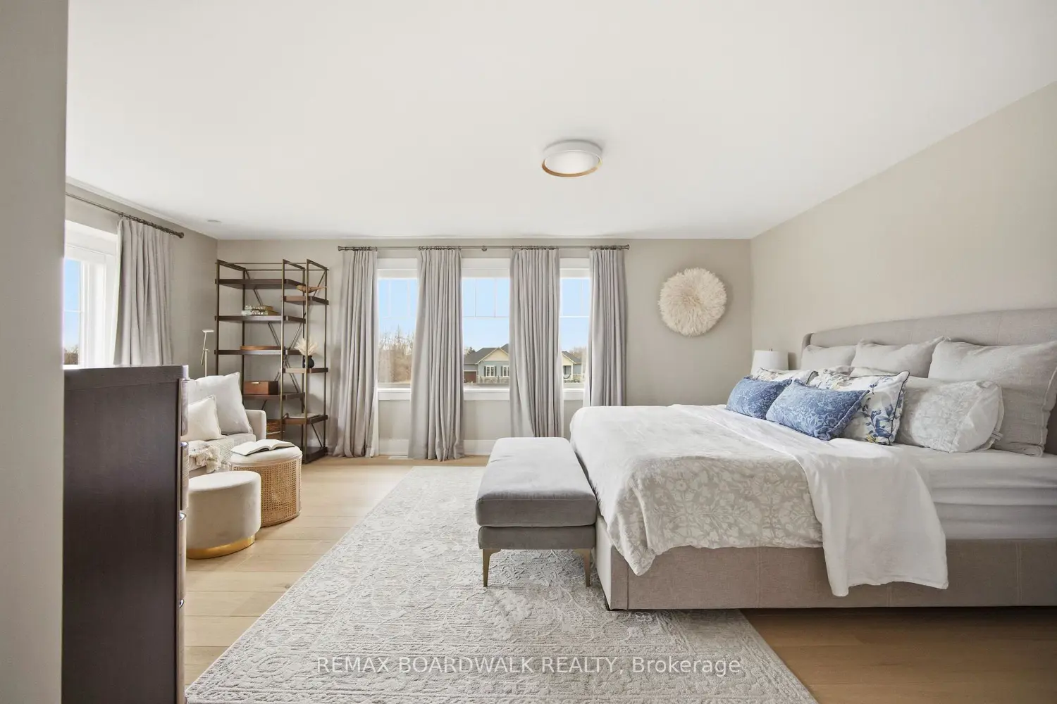 115 Kaswit Drive photo 3