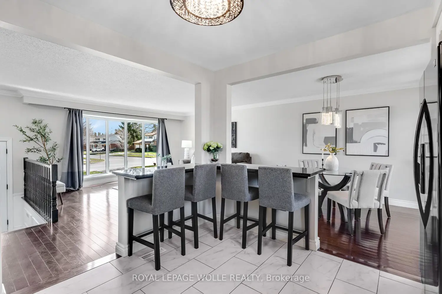 86 Mcgarry Drive photo 4
