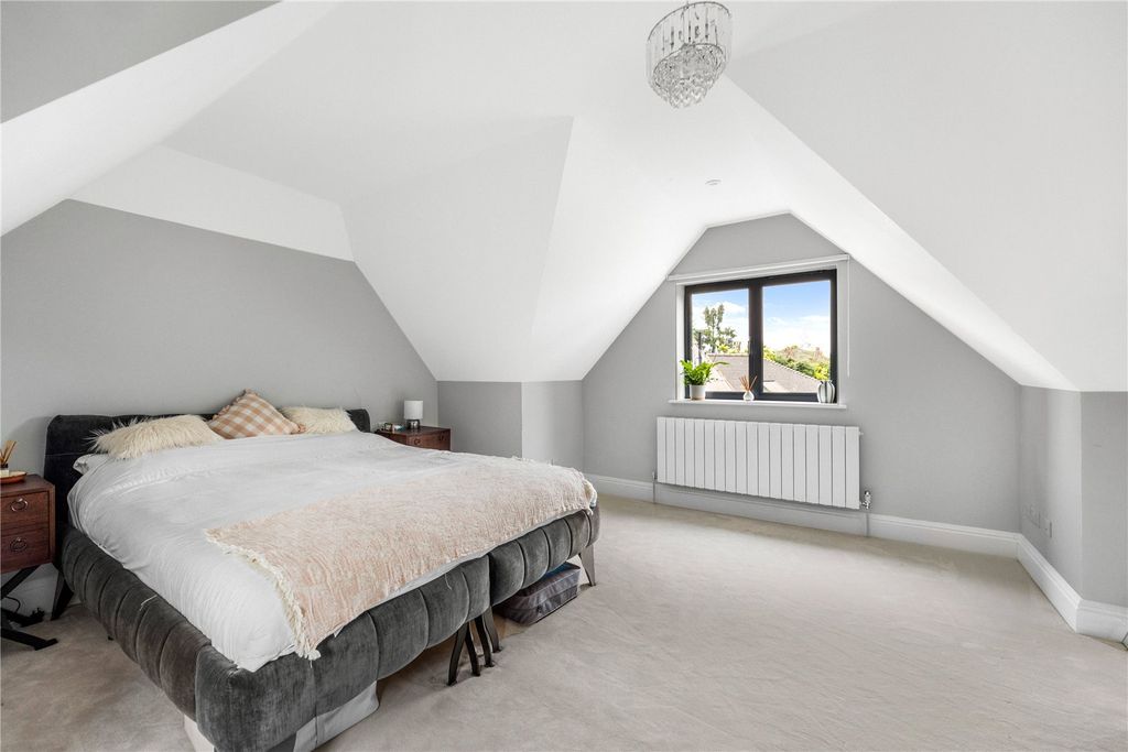 Additional image 16 of 5 bed detached house for saleSquare Drive, Haslemere, Surrey GU27