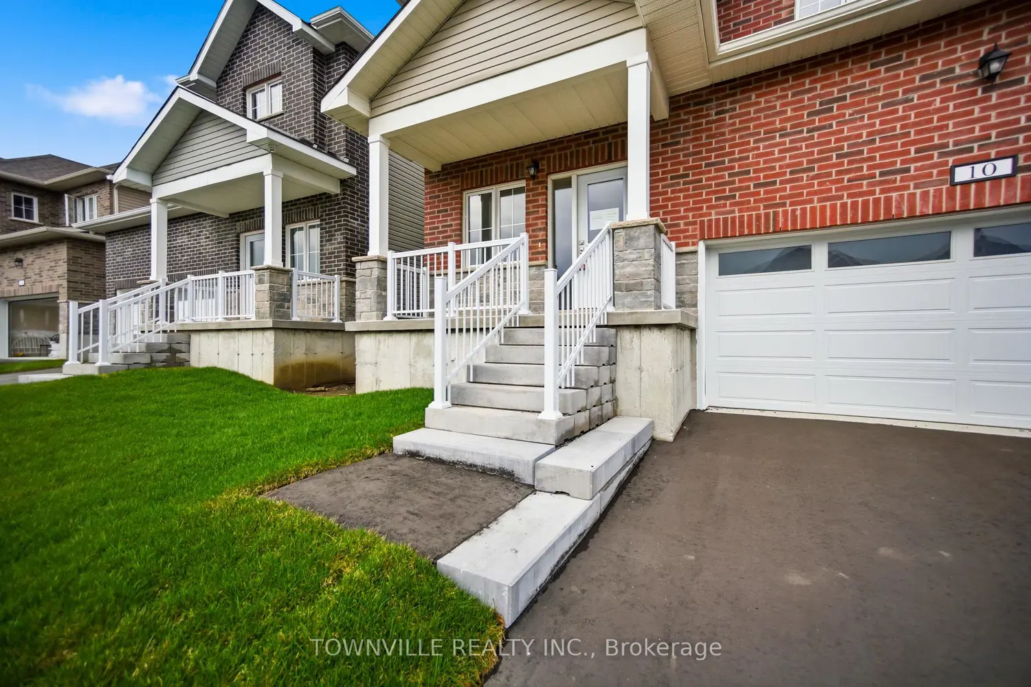 10 Bradden Crescent photo 4