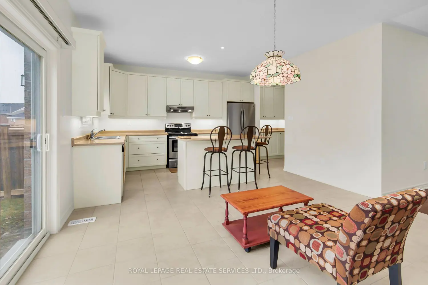 1714 Goldsmith Drive photo 4
