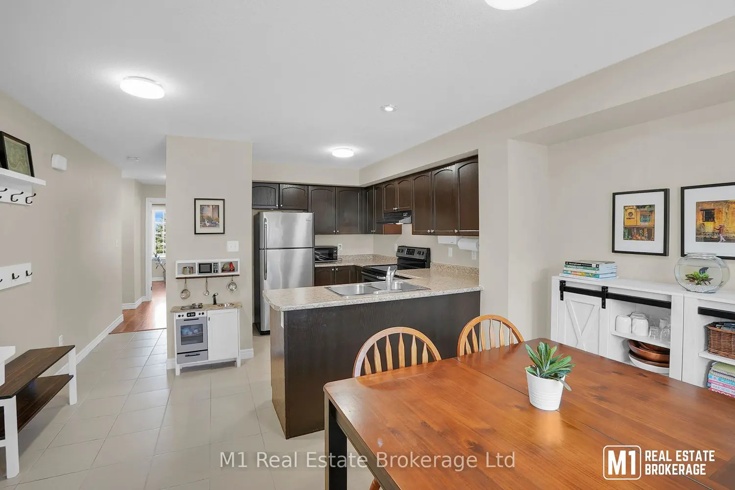 15 Carere Crescent 46B photo 4