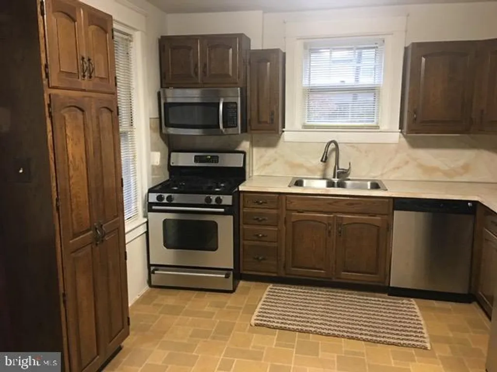 301 N Waverly Street, Reading, PA 19607