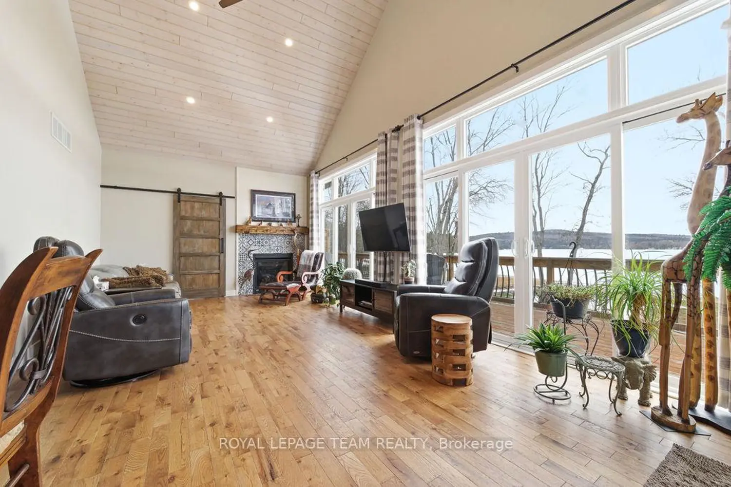 Additional image 11 of 42153B Combermere Road