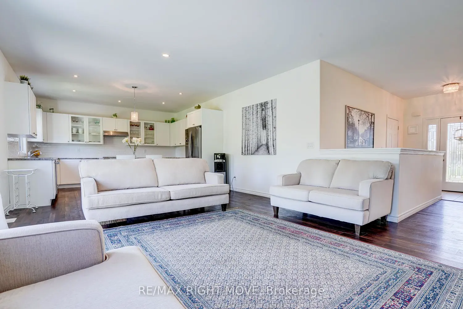 15 Keyzer Drive photo 2