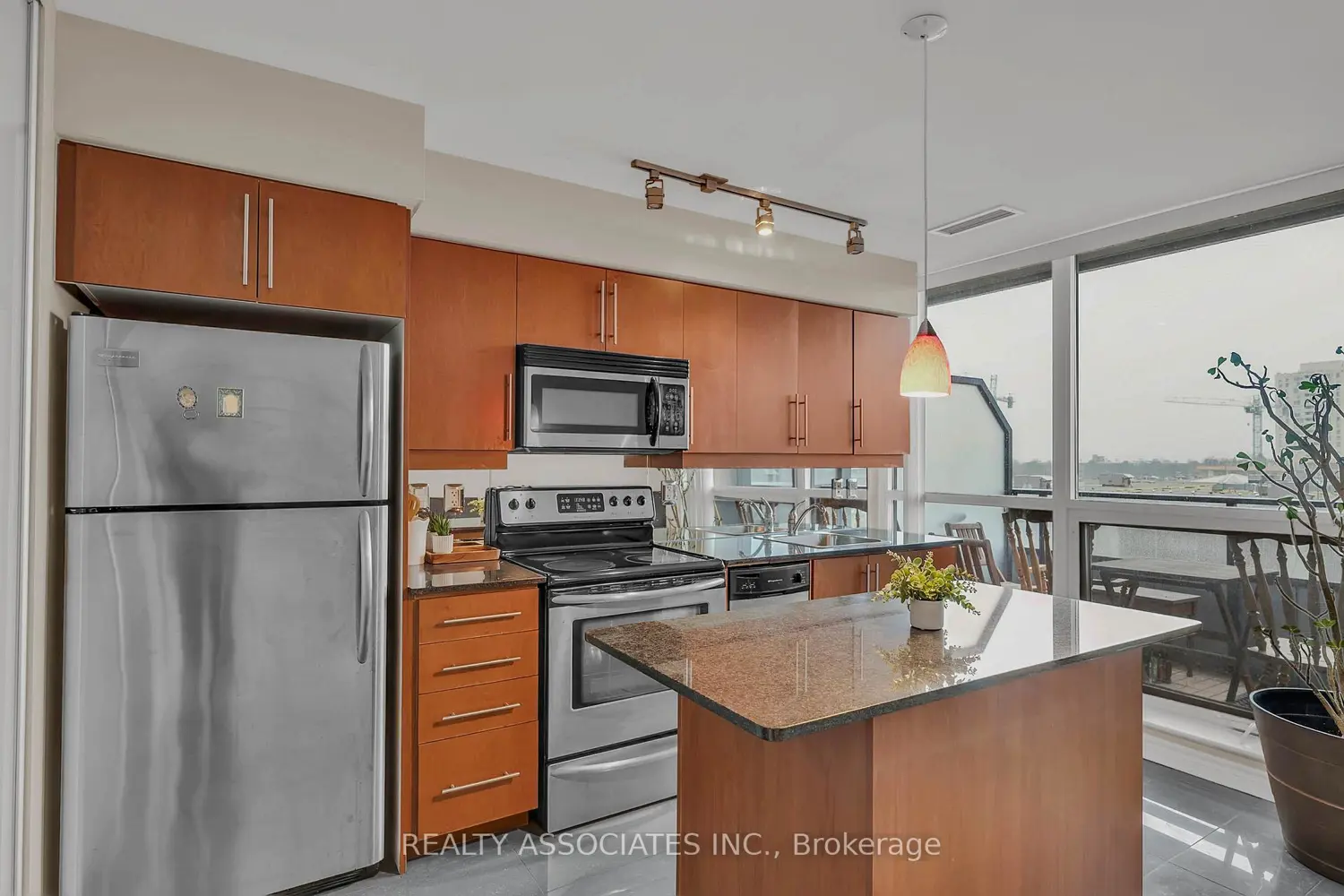 Additional image 12 of 2885 Bayview Avenue 238