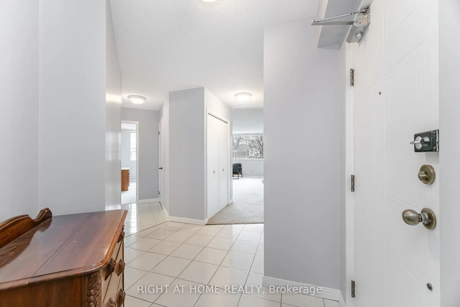 166 Mountain Park Avenue 201 photo 2