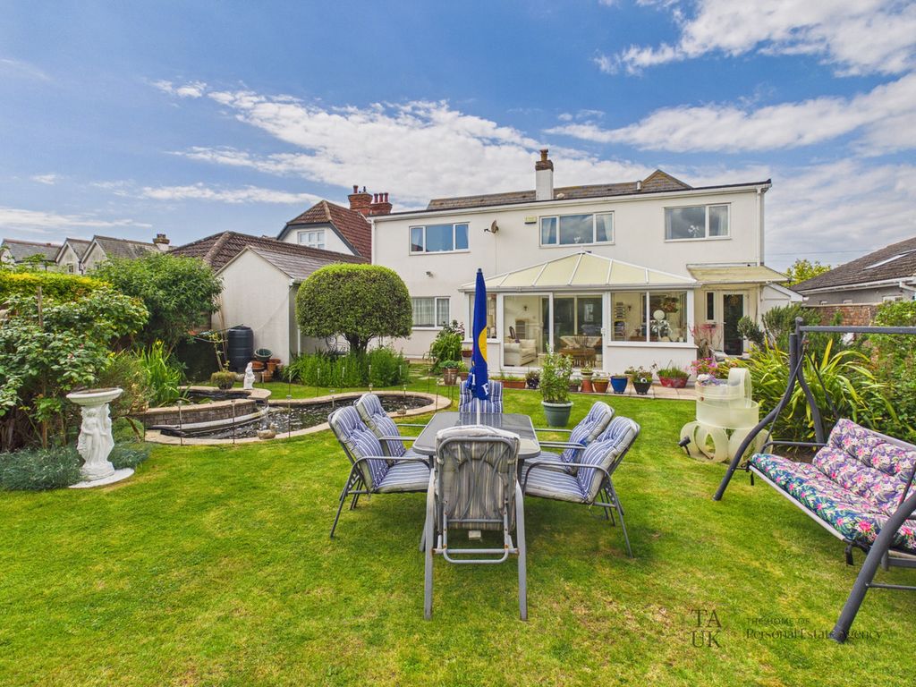 Additional image 5 of 5 bed detached house for saleHavant Road, Hayling Island PO11