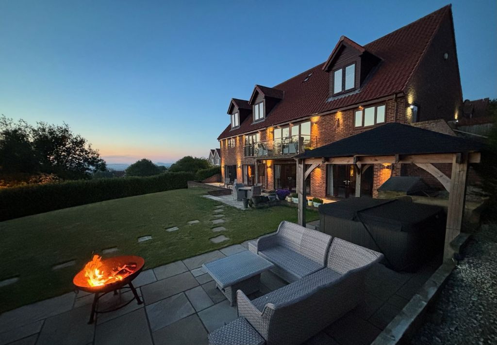 4 bed detached house for saleGrange View, Newbottle DH4