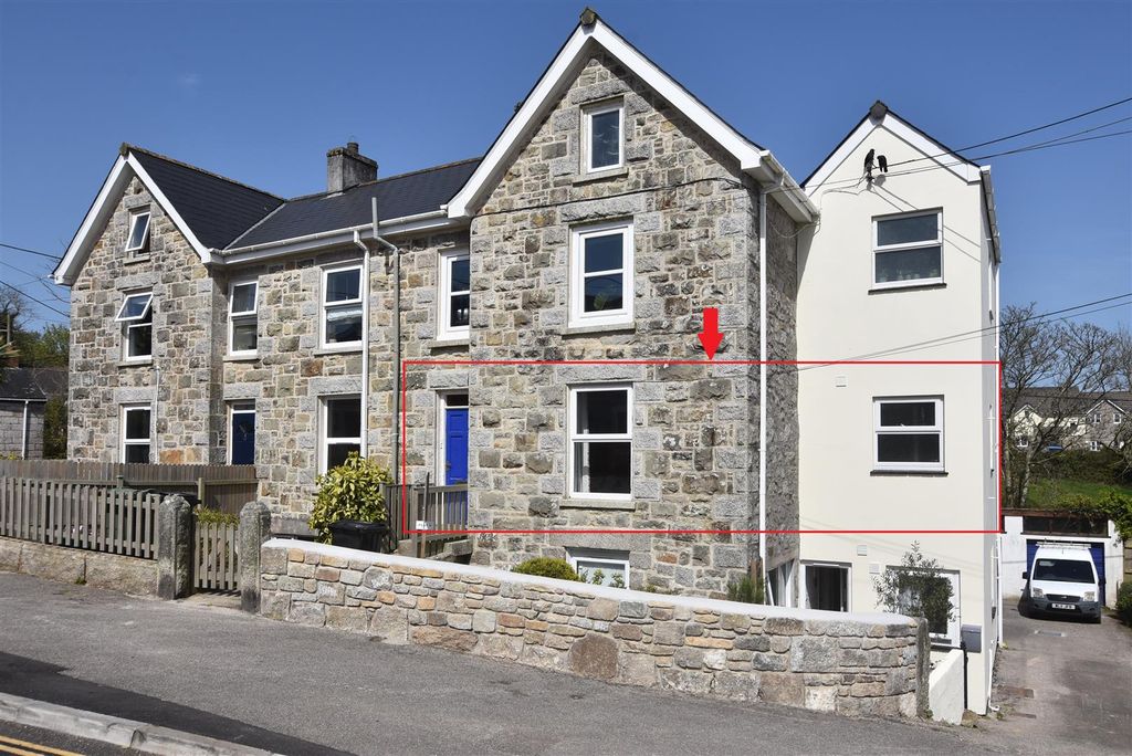 1 bed flat for saleThe Square, Stithians, Truro TR3