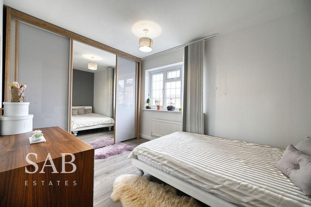 Additional image 12 of 4 bed detached house for saleKingsash Drive, Hayes UB4