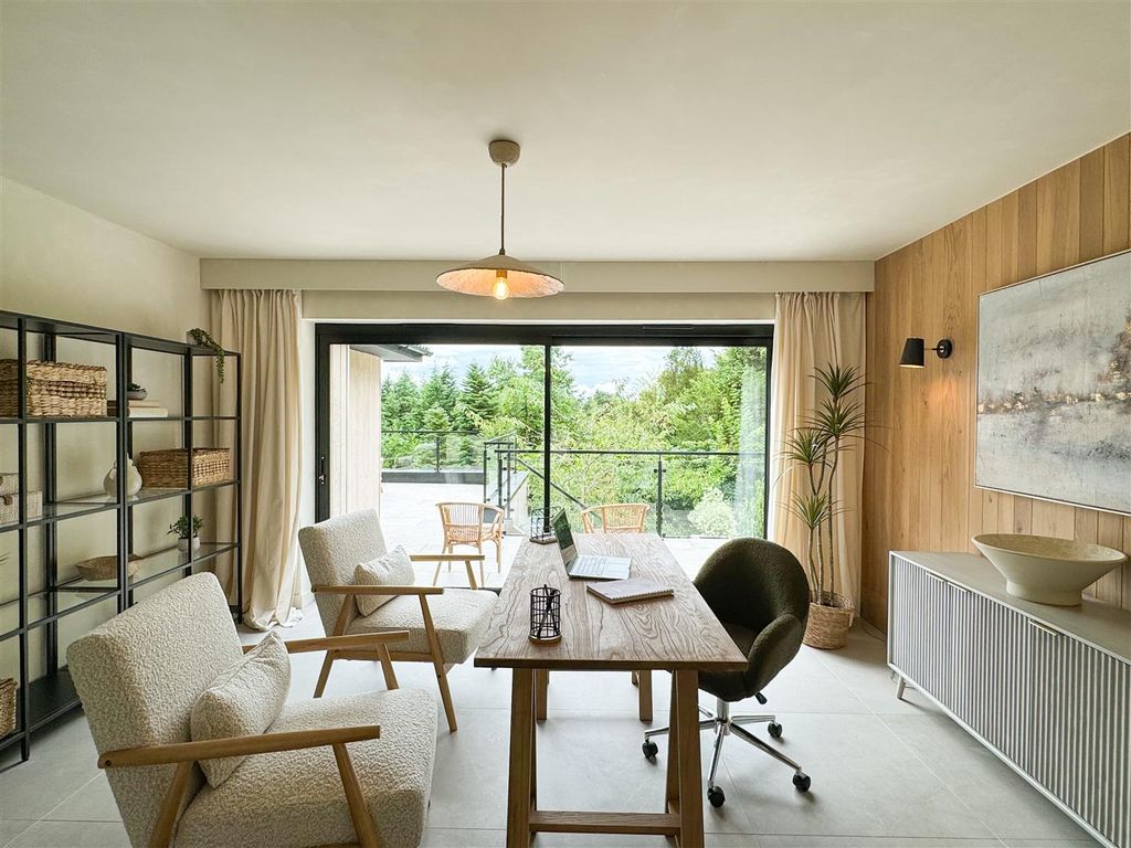 Additional image 7 of 5 bed detached house for saleChurt Road, Hindhead GU26