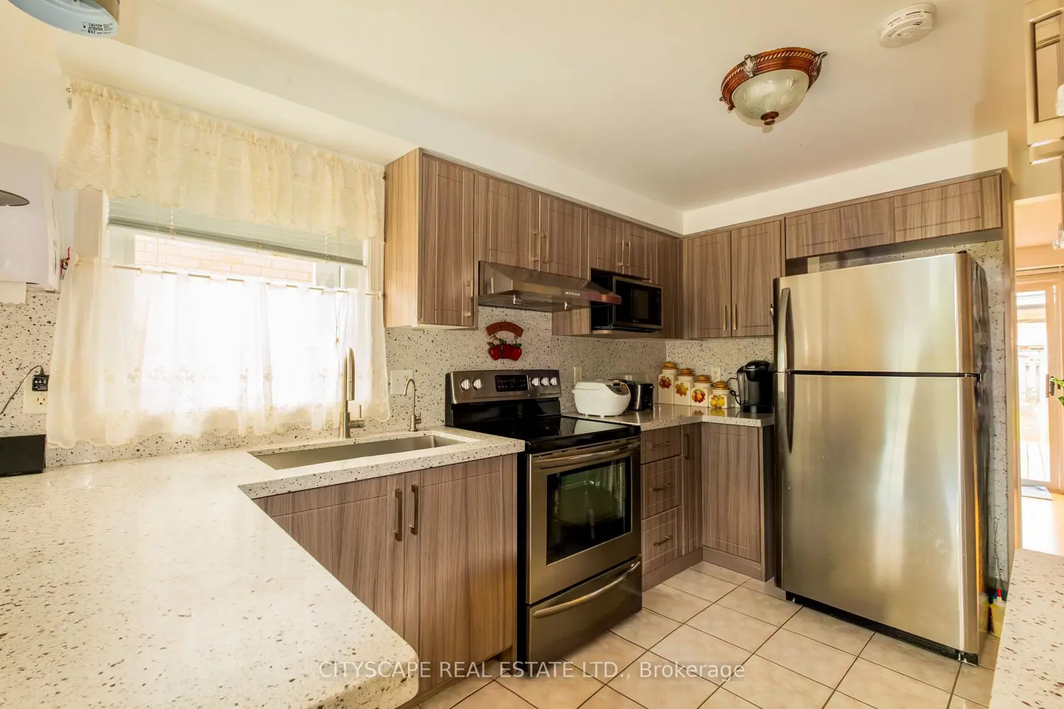57 Ryde Road photo 3