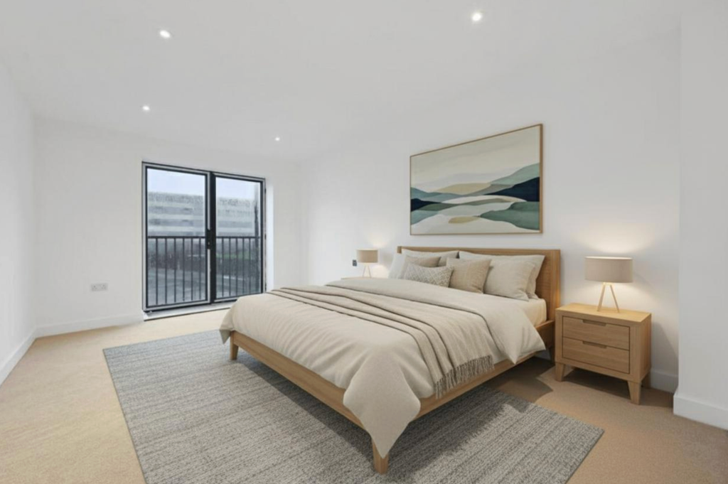 Additional image 3 of 2 bed flat for salePrince Regent Rd, Hounslow TW3