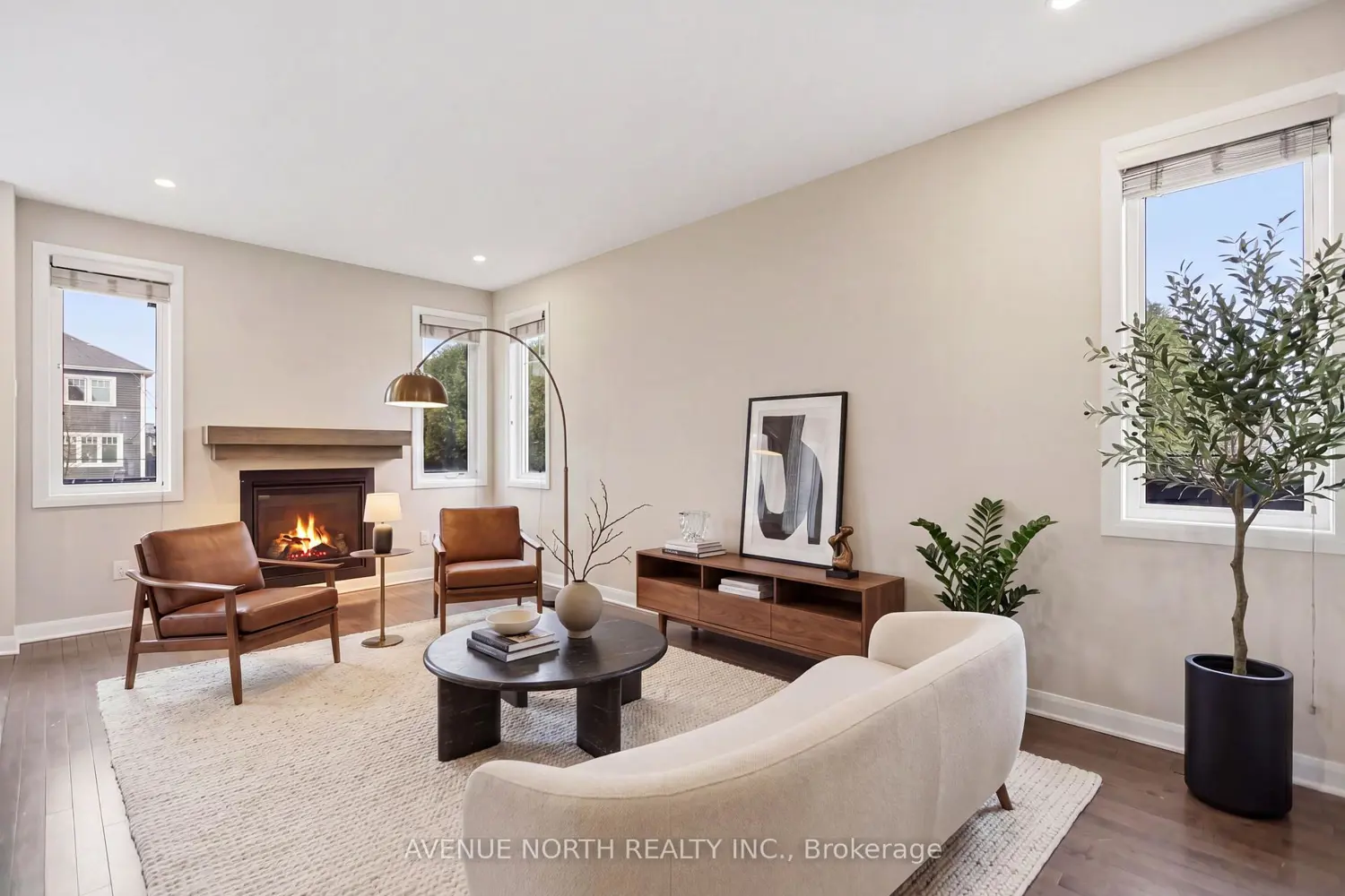 94 Gardenpost Terrace photo 3