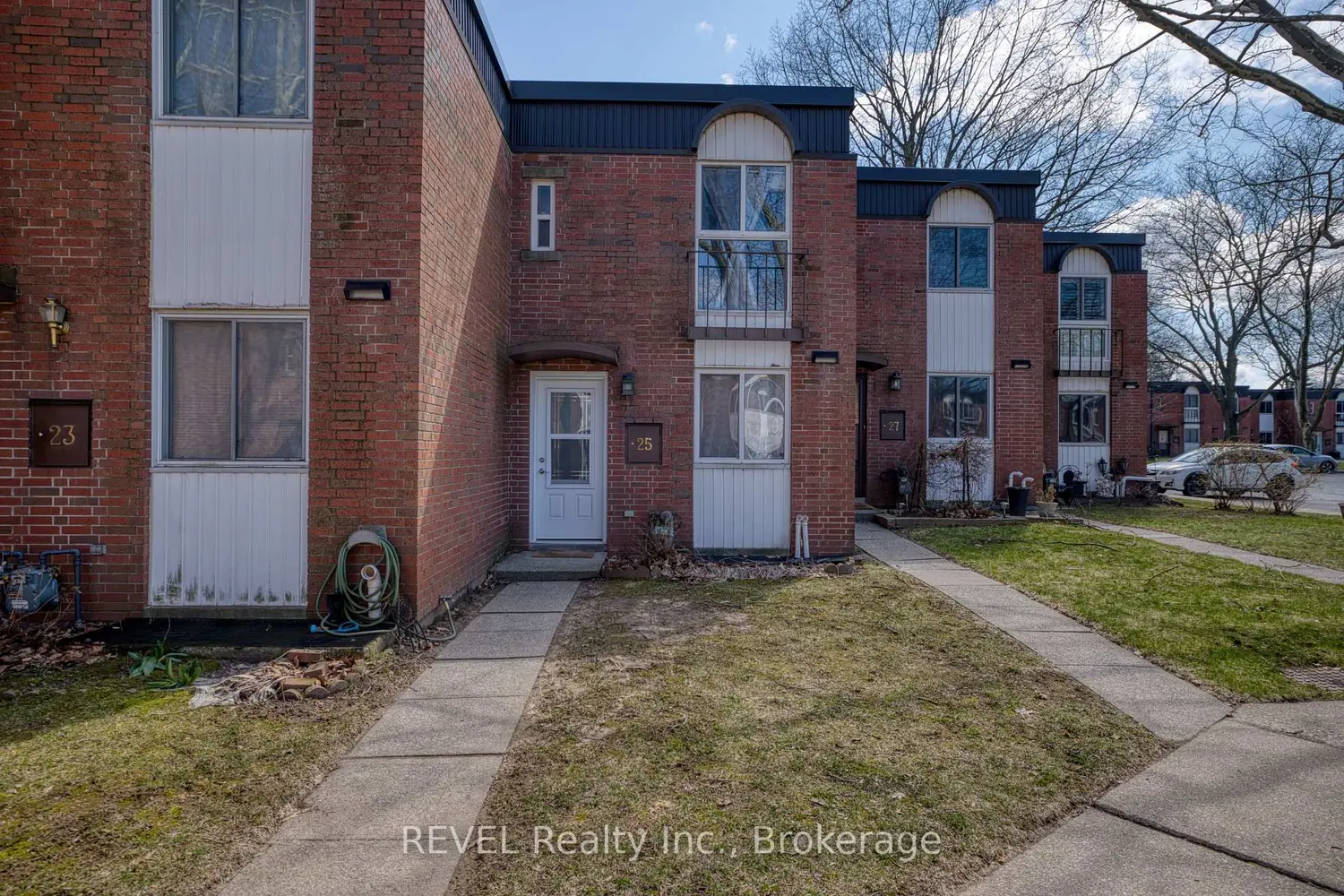 6476 Huggins Street 25