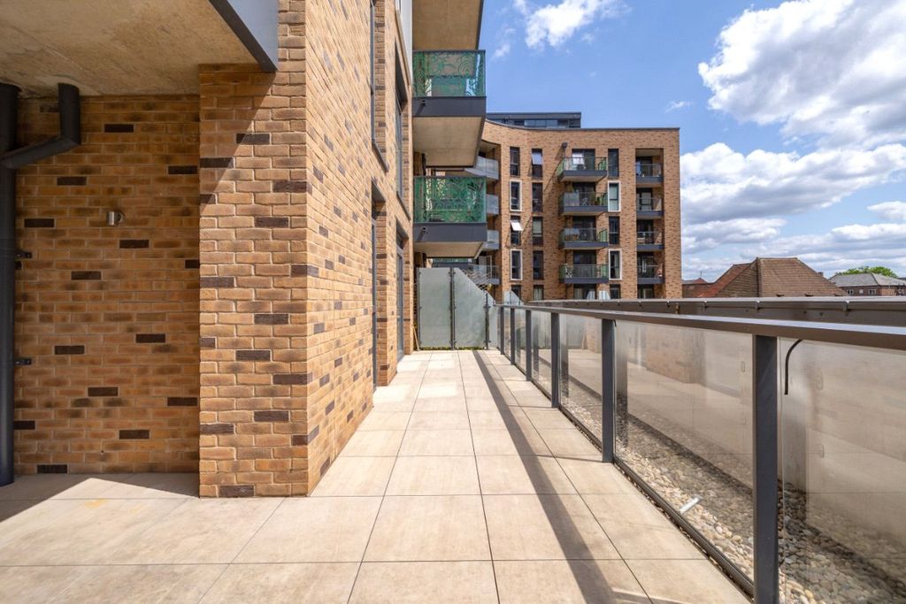 Additional image 2 of 2 bed flat for saleUnity Lane, Hounslow TW3