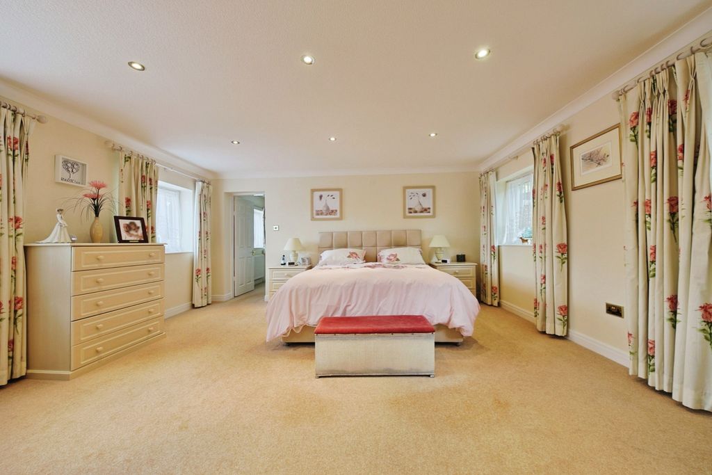 Additional image 13 of 4 bed detached house for saleJenny Brough Lane, Hessle HU13