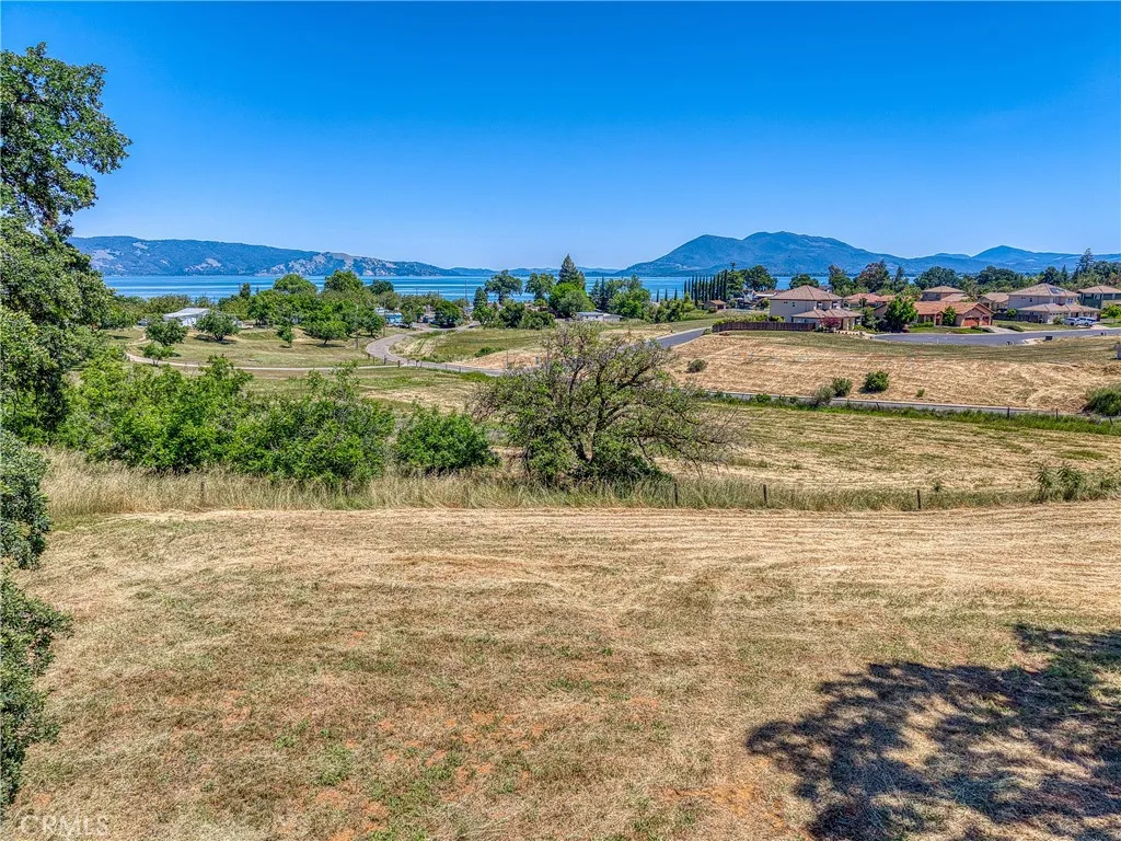 Additional image 6 of 475 Shannon Lane, Lakeport, CA 95453