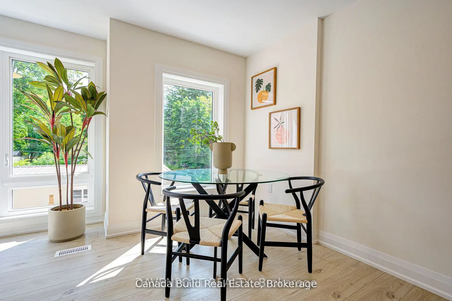 183 Victoria Street 2 photo 4