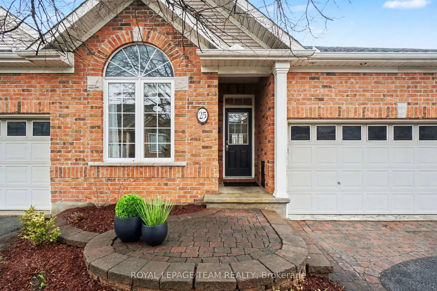 25 Sawchuk Terrace