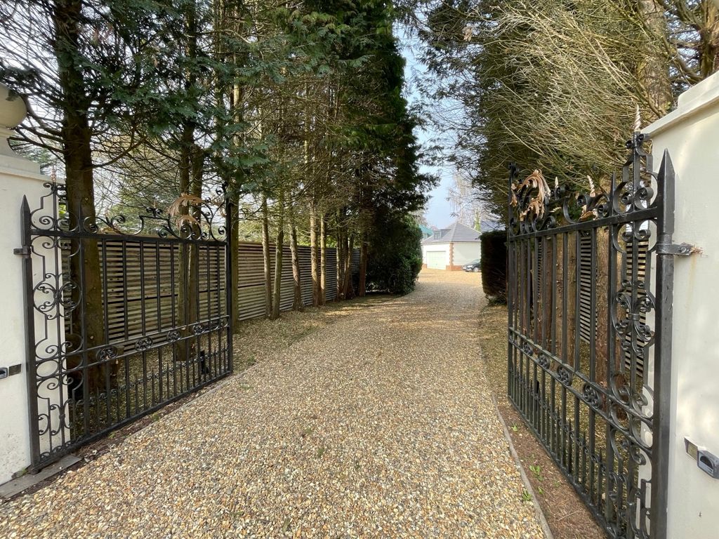 Additional image 35 of 6 bed detached house for saleGreys Road, Henley-On-Thames, Oxfordshire RG9